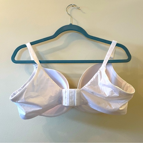 Torrid Curve white t-shirt bra - Picture 2 of 4